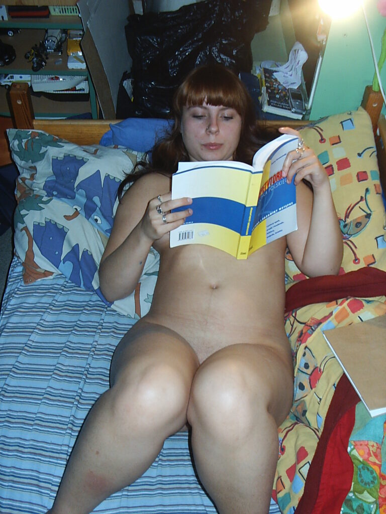 Sesso Selvaggio con uno Sconosciuto nel Lounge dell’Aeroporto