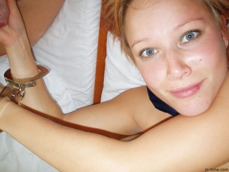 L’Avventura Erotica nel Lounge dell’Hotel al Mare