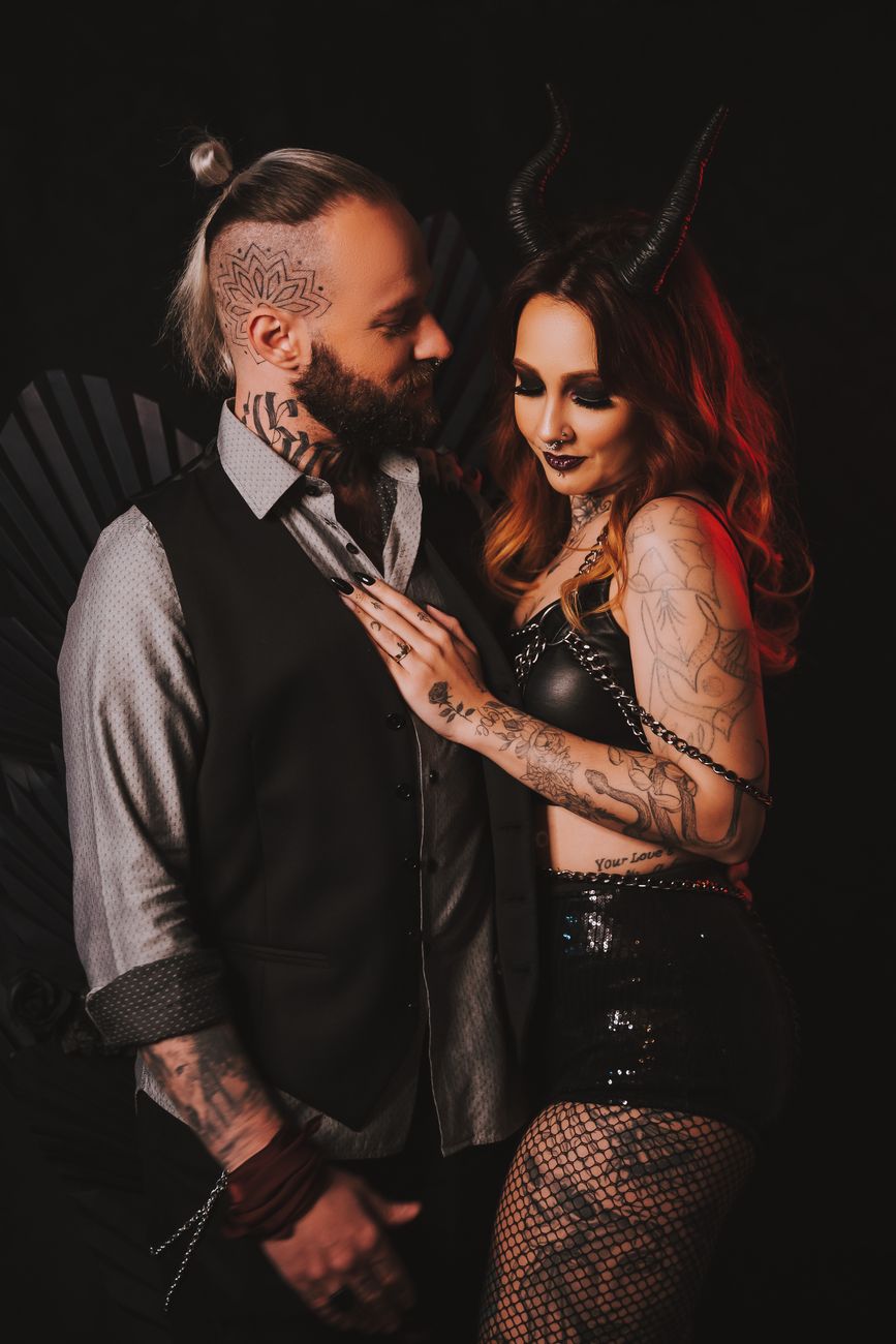 Giovane donna seducente