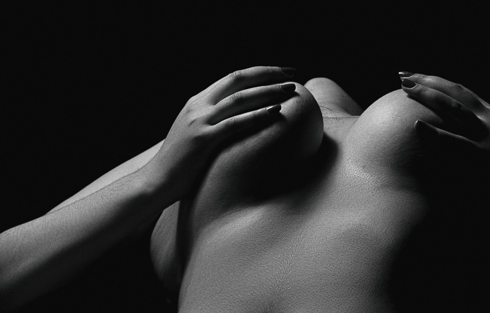 Giovane donna seducente
